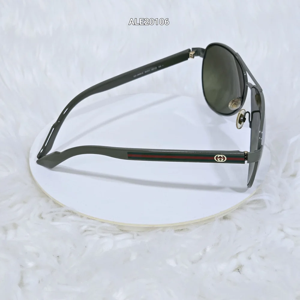 Gucci Gray Aviator Sunglasses GG2898/S with Case.
